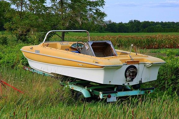 buy a used boat