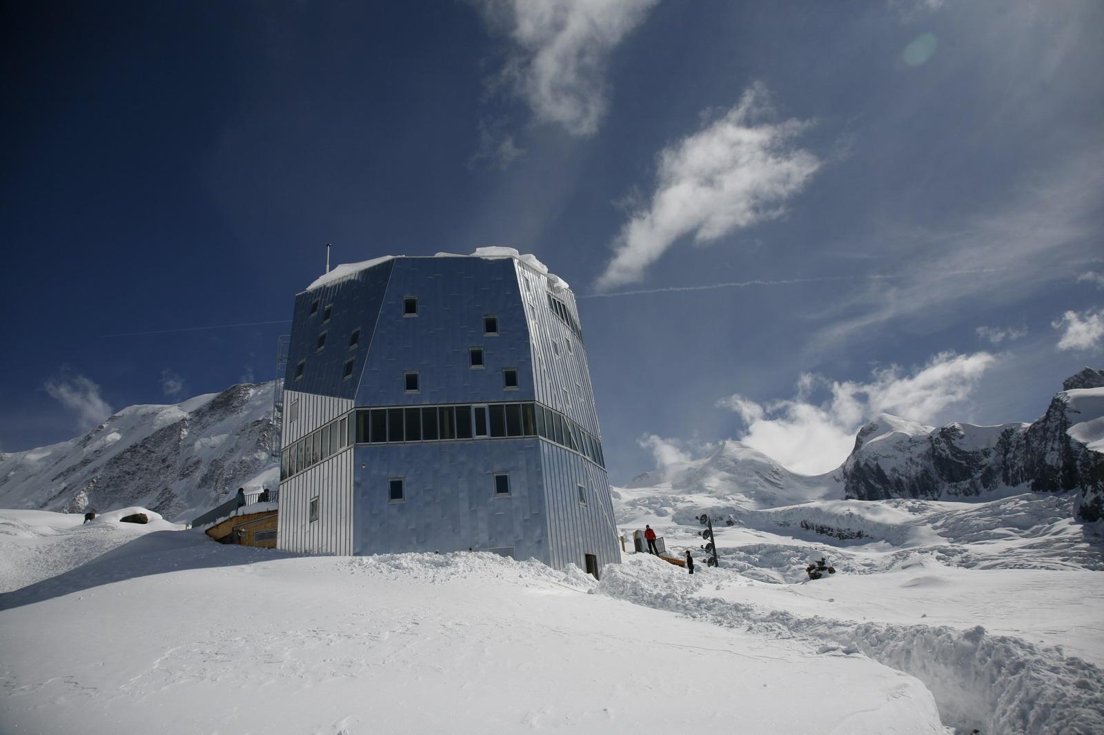 Необычный дом Monte Rosa Hut в Швейцарии