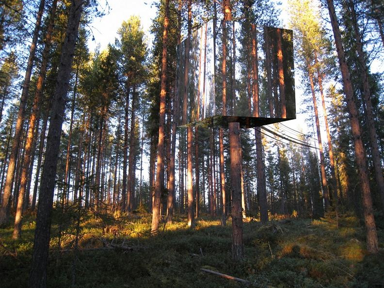 Необычный дом Mirrorcube в Швеции