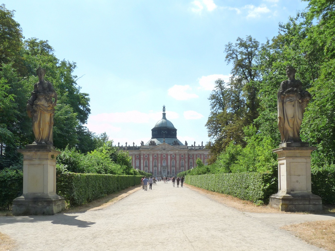 Potsdam, Park Sanssouci, Neues Palais, Grottensaal.